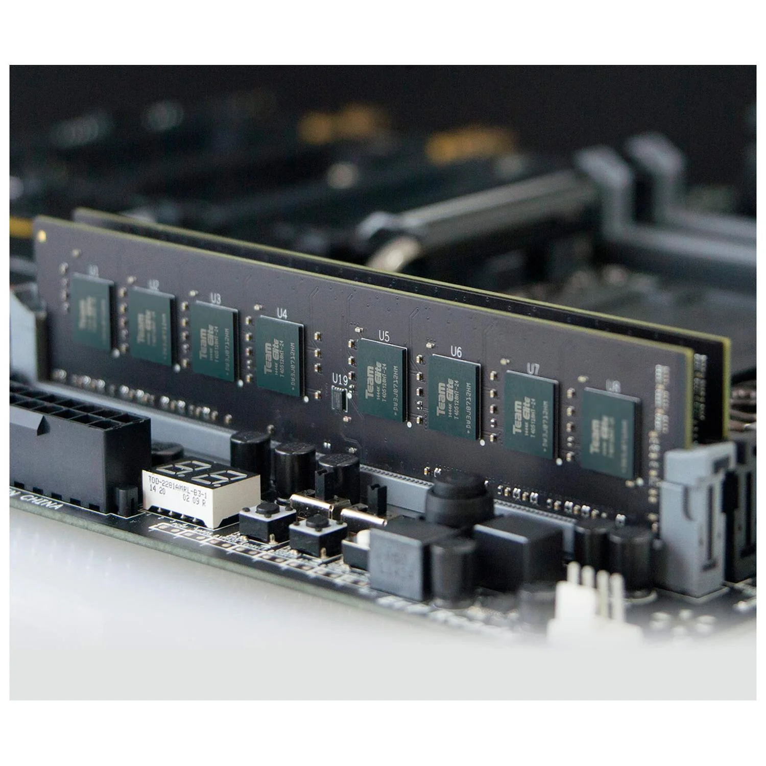 Memoria RAM DDR4 32GB 3200MHZ TEAMGROUP TEAM ELITE 1x32 TED432G3200C2201 - Image 3